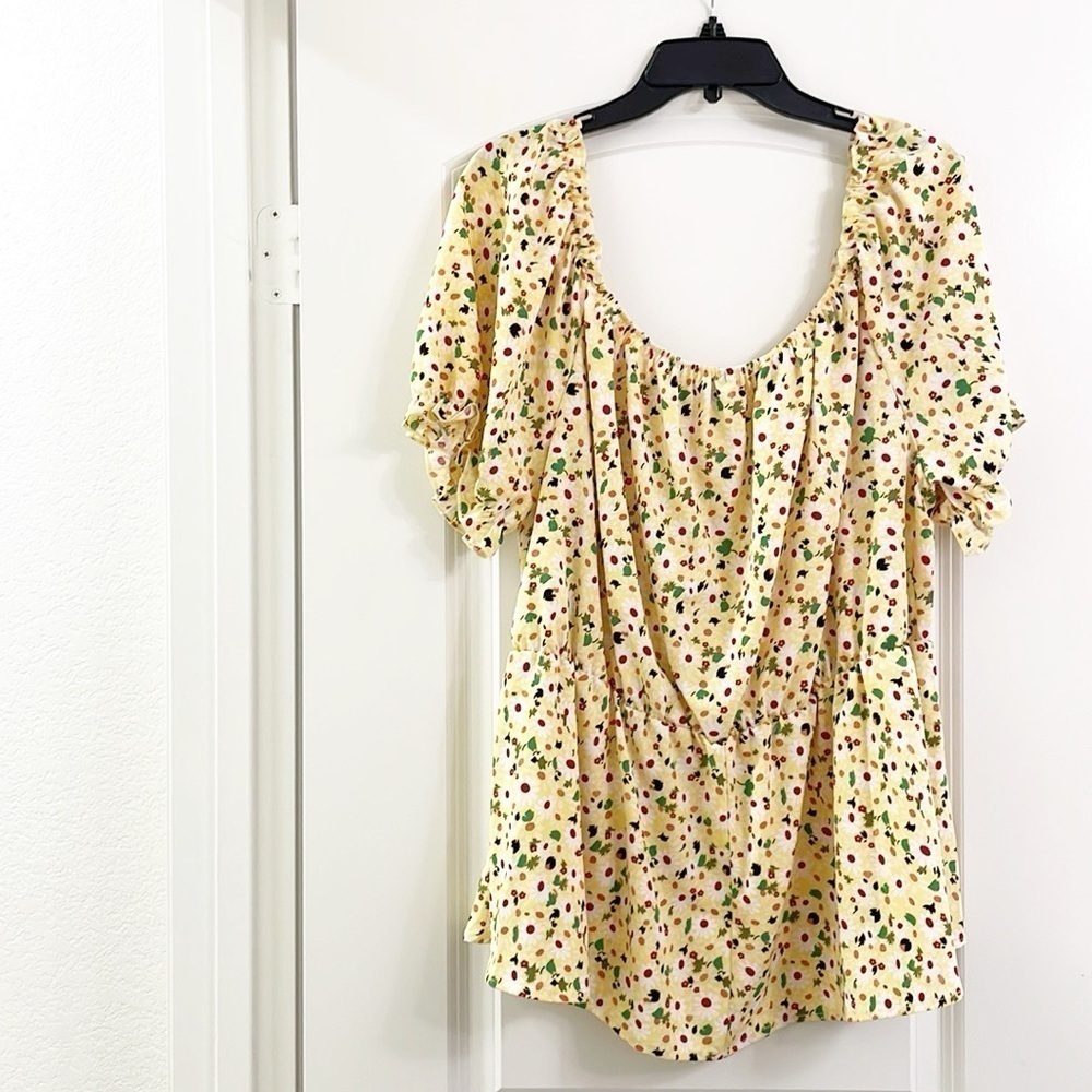 SHEIN yellow floral print plus size top